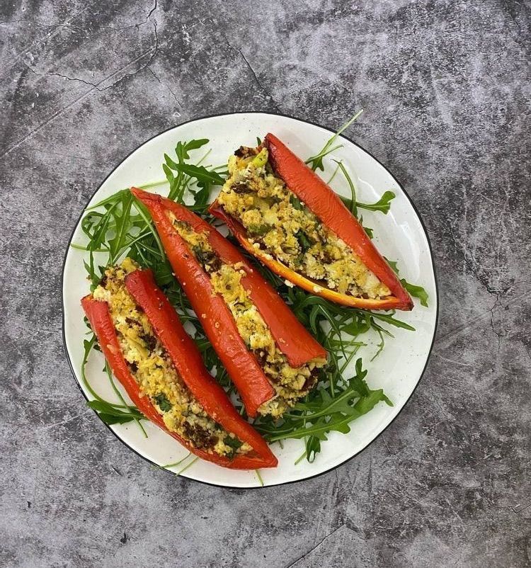 Garlicky stuffed peppers