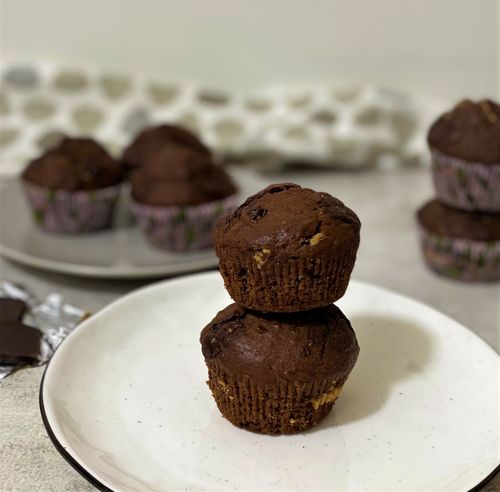 chocolate-and-peanut-butter-muffins