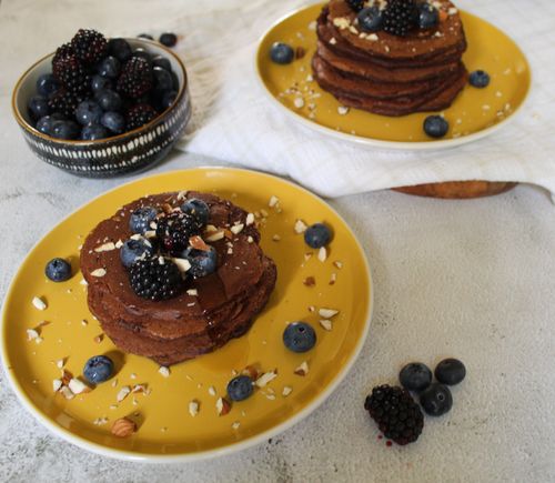 chocolate-protein-pancakes