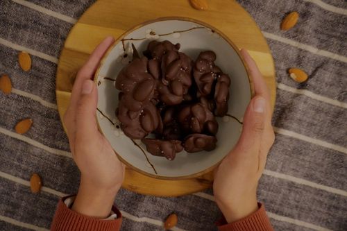 almond-chocolates