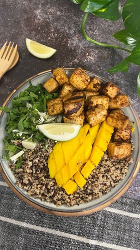 quinoa-tofu-and-mango-salad