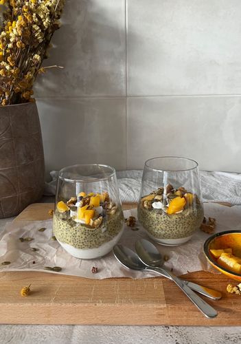 nectarine-chia-pudding