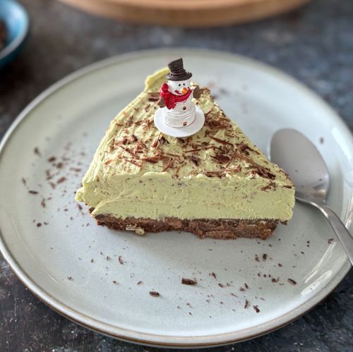 pistachio-and-chocolate-cheesecake