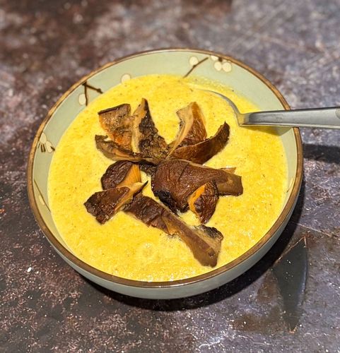 butternut-squash-and-cashew-soup-with-mushrooms