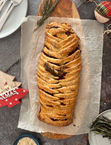 vegan-mince-and-mushroom-roll